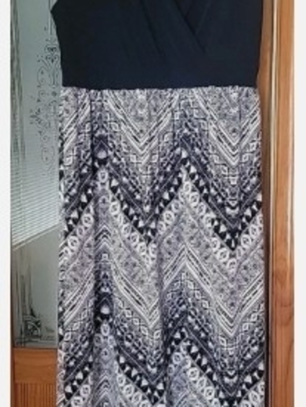 AB Studio Sleveless Navy Geometric Maxi Dress